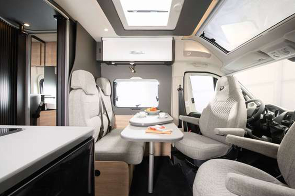 Dethleffs Globetrail 2024 Interni 5