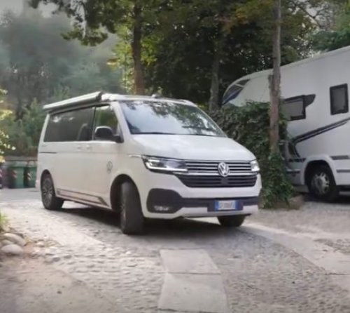 Camping Castel San Pietro: Natura e Storia nel Cuore di Verona