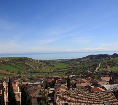 Colonnella: Itinerario in Camper tra Storia, Natura e Gastronomia