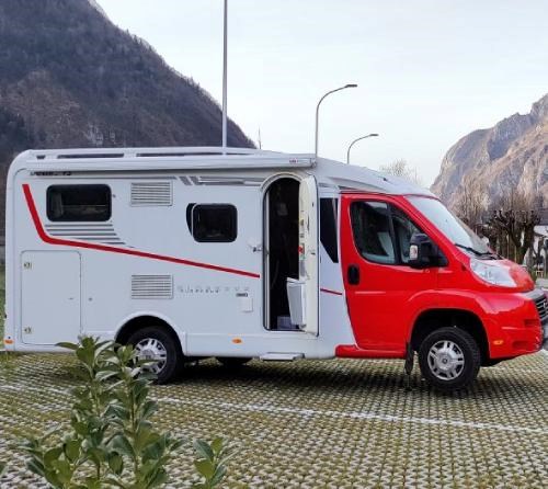 Lombardia/Ardesio: Un Approdo Accogliente lungo le Rive del Serio