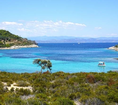 Scopri la Magia della Calcidica in Camper: Un Viaggio tra Natura, Storia e Gastronomia