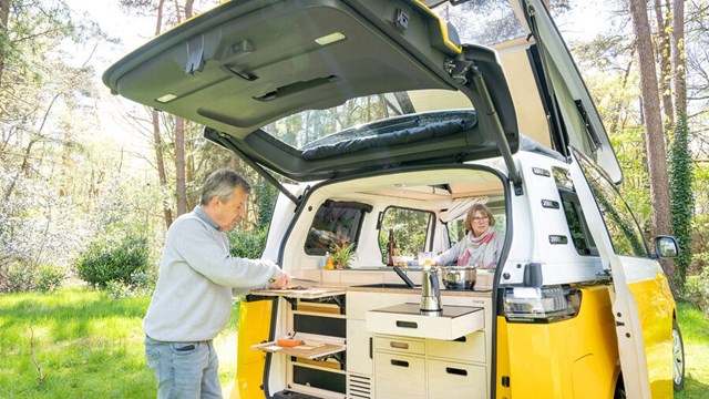 Download (2) (1) (6)